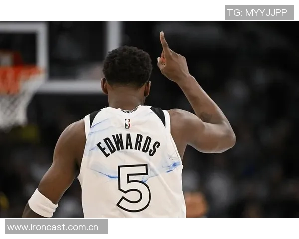 爱德华兹全场狂砍40分9篮板三分命中率高达43却遭遇失利拼尽全力仍难救主